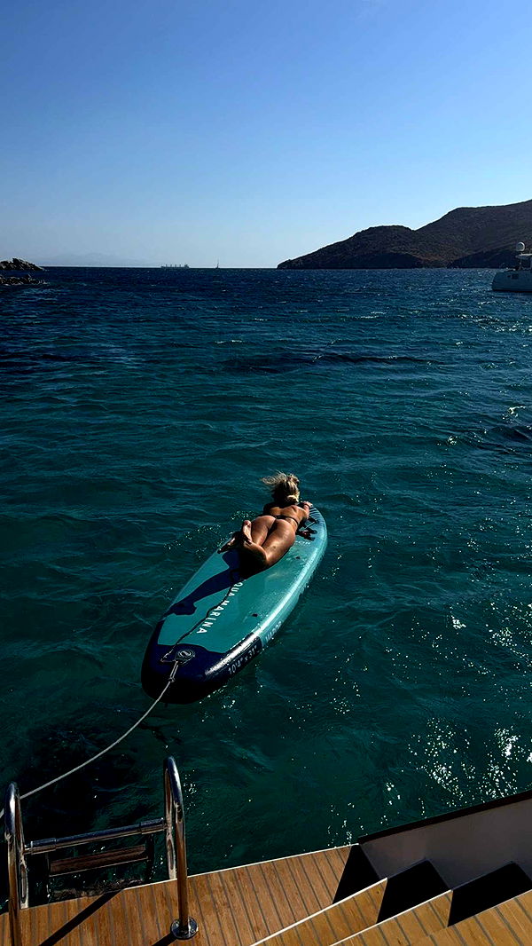 samantrasunny image ~ Altpins