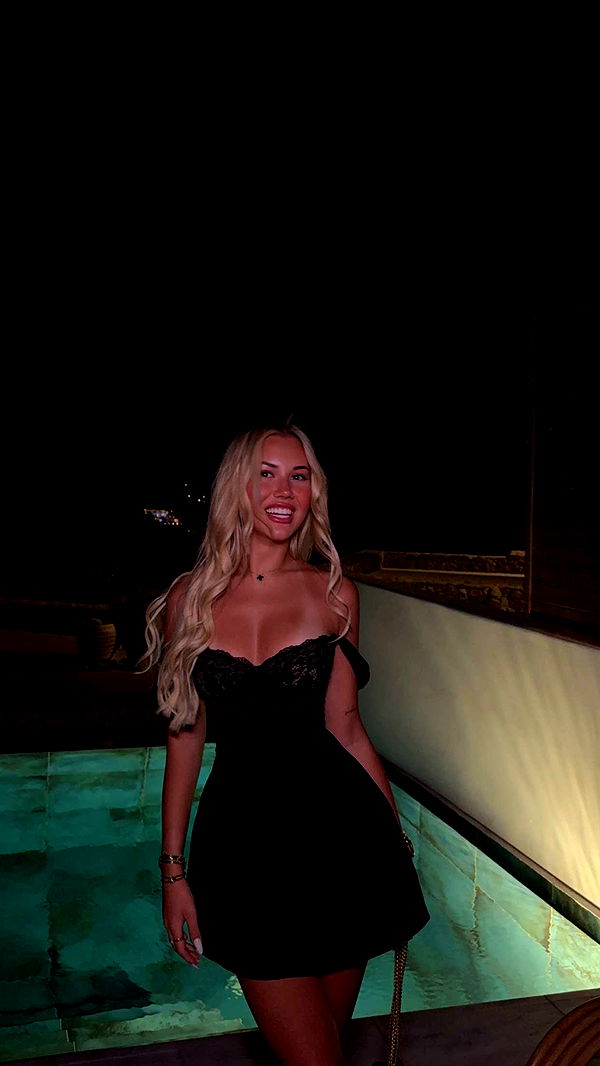 samantrasunny image ~ Altpins