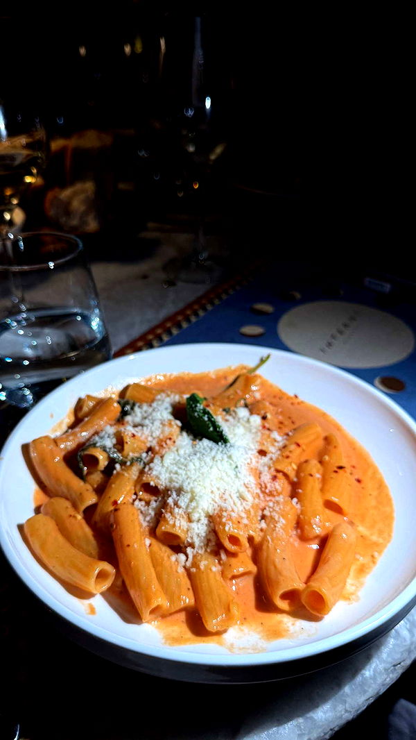 samantrasunny image ~ Altpins