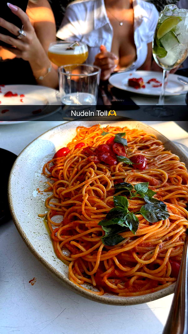 samantrasunny image ~ Altpins