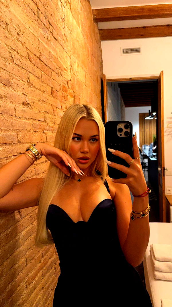 samantrasunny image ~ Altpins