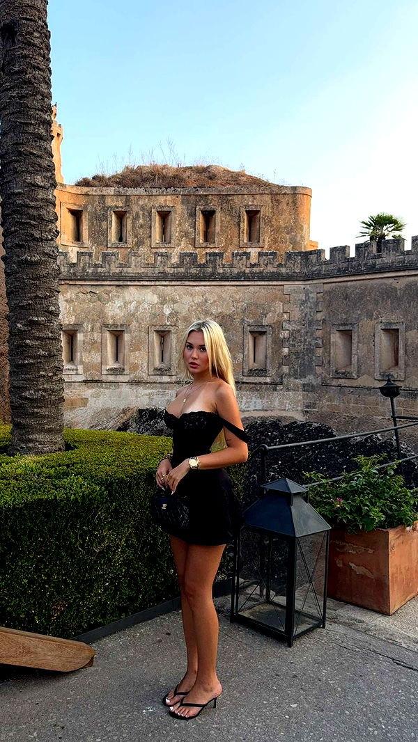 samantrasunny image ~ Altpins