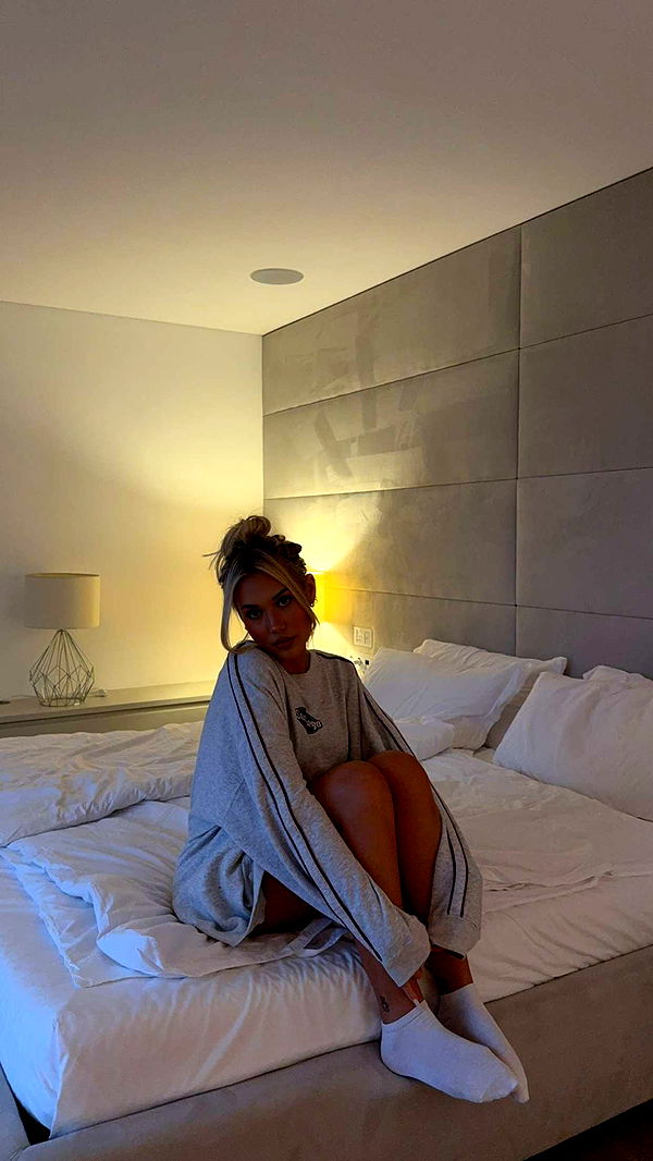 samantrasunny image ~ Altpins