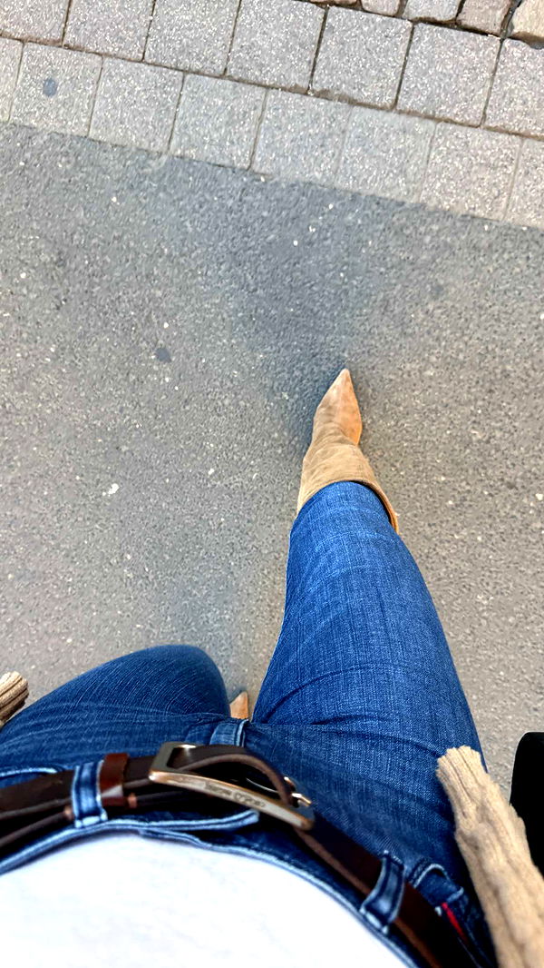 samantrasunny image ~ Altpins