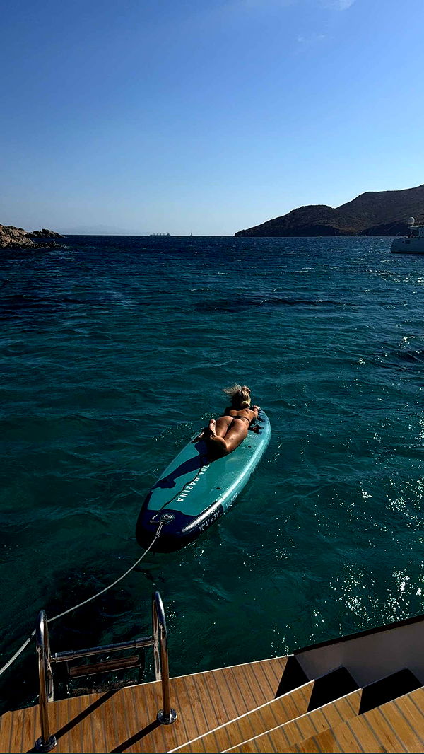 samantrasunny image ~ Altpins