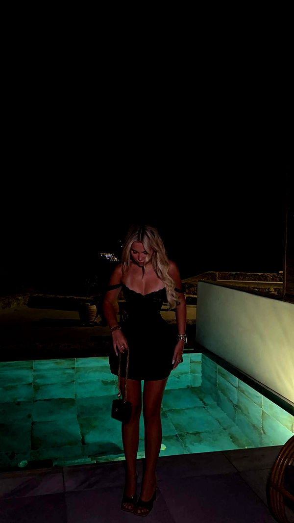 samantrasunny image ~ Altpins