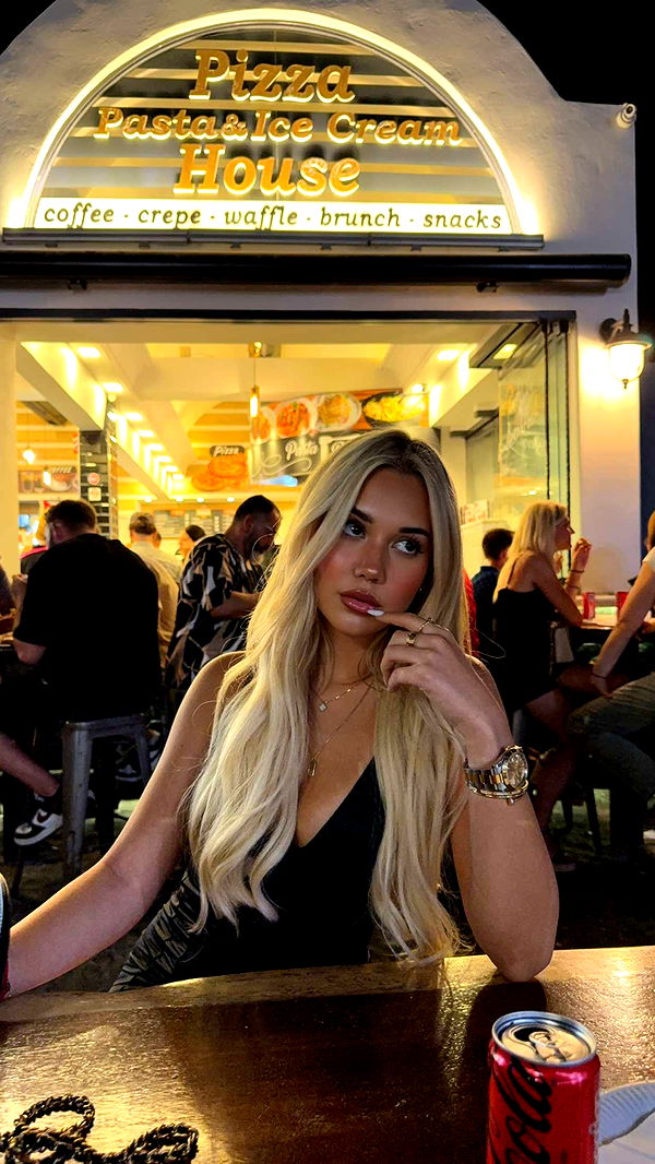 samantrasunny image ~ Altpins