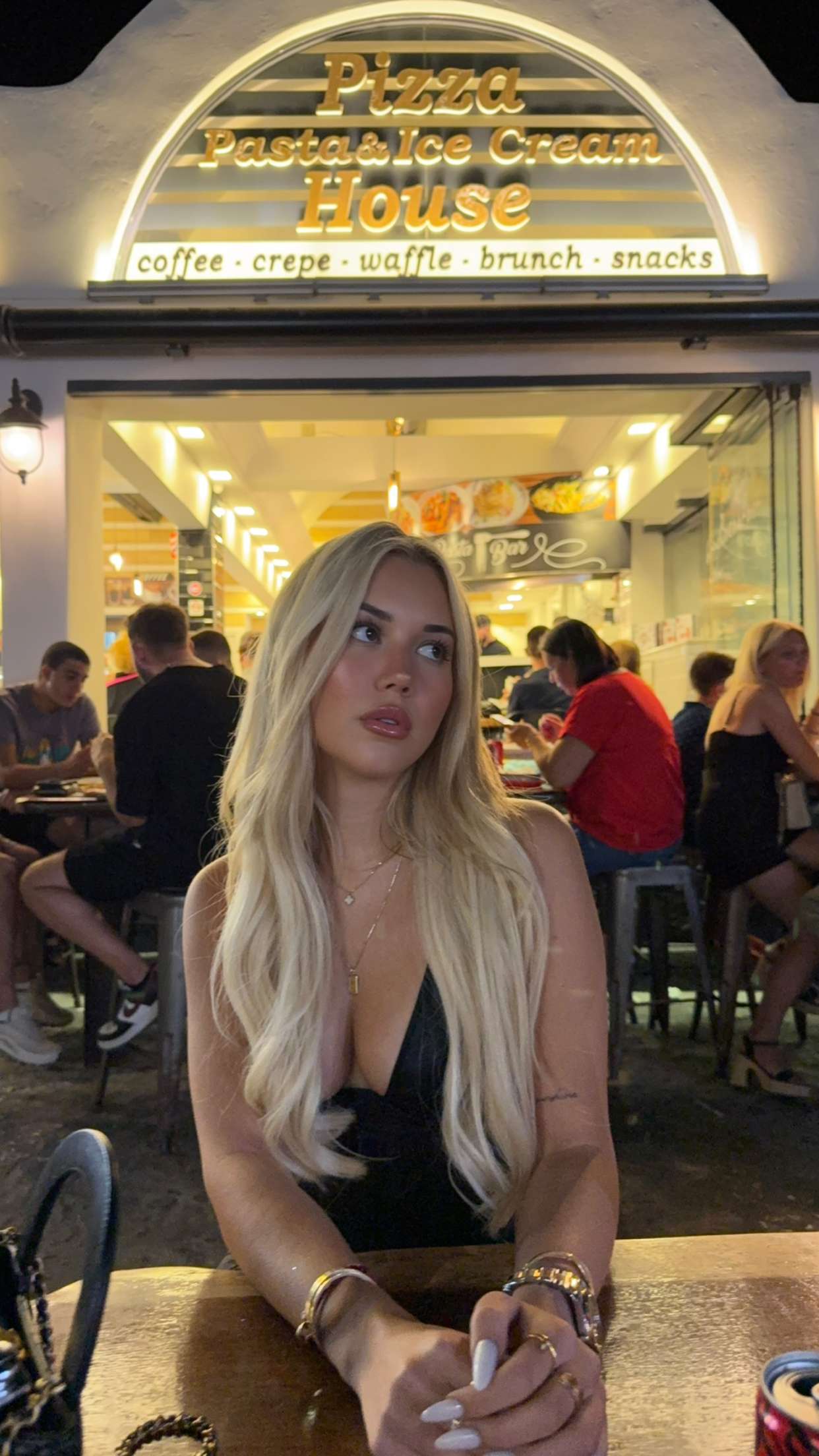 samantrasunny snapchat image archive image