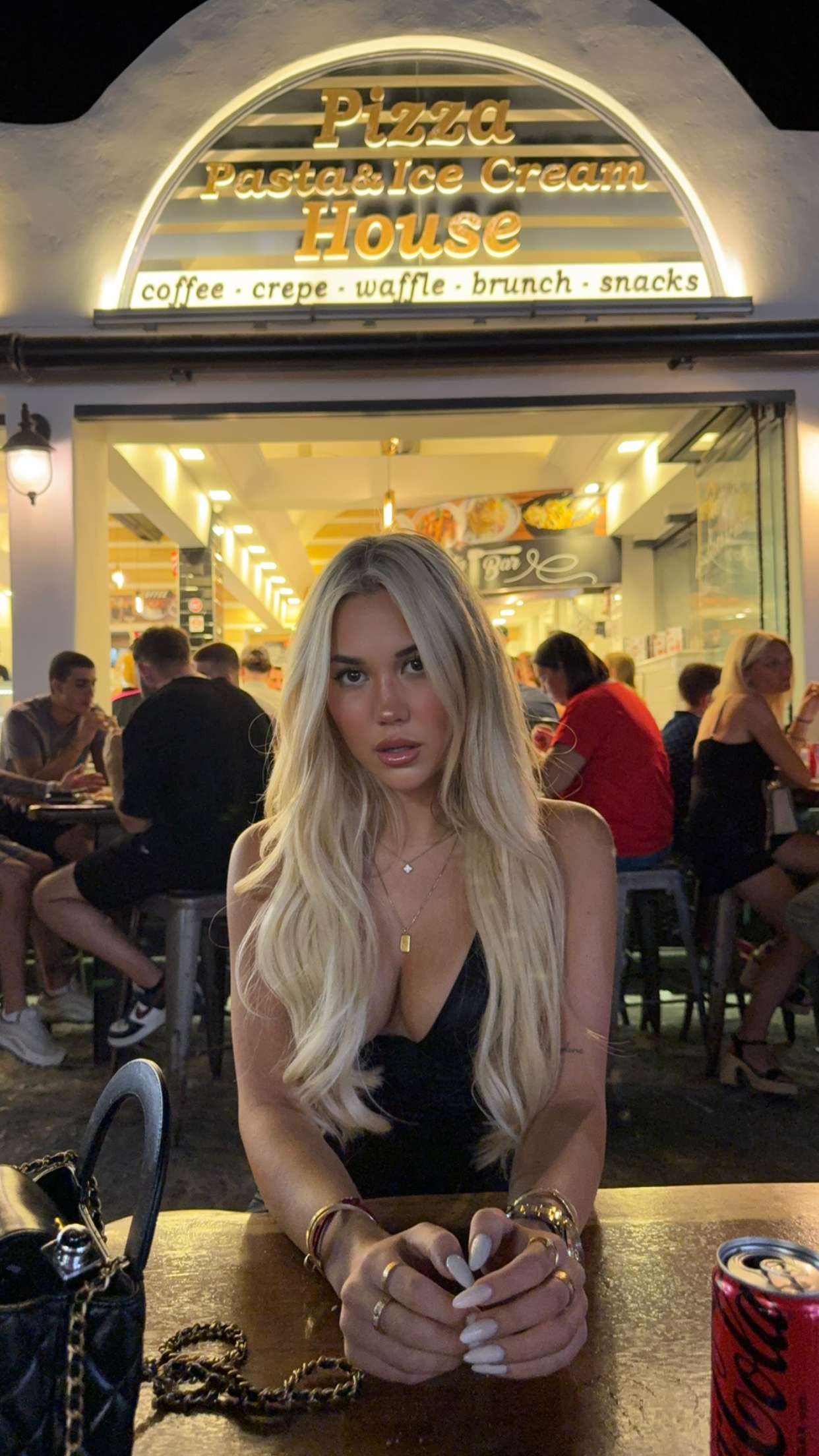 samantrasunny snapchat image archive image