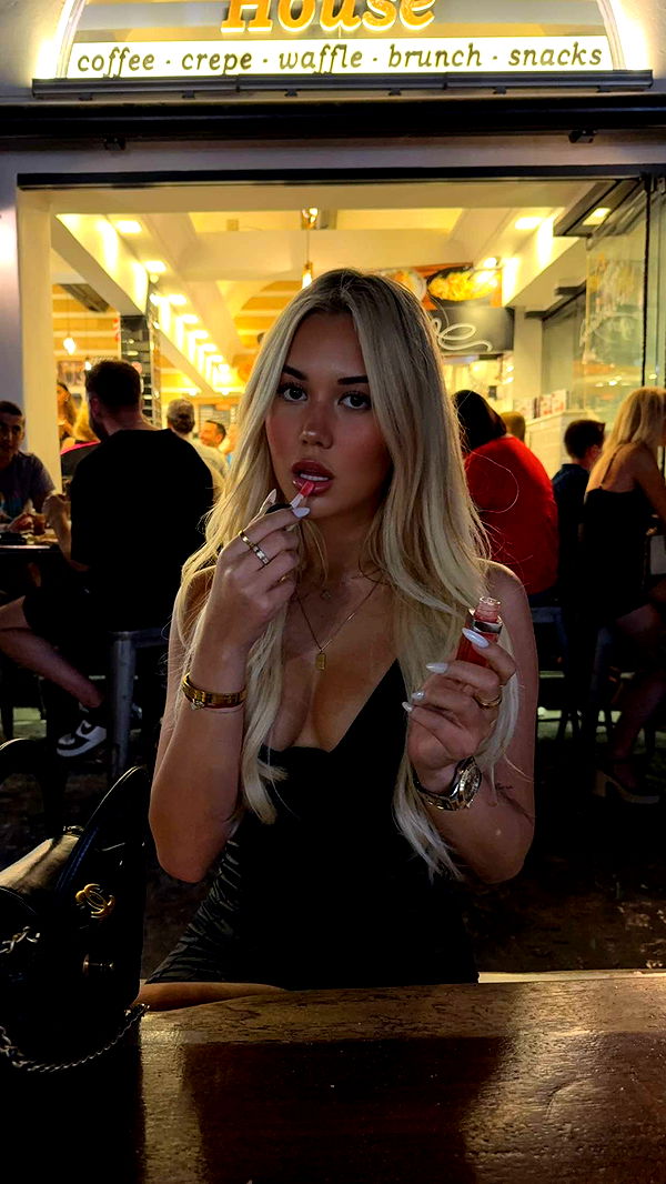 samantrasunny image ~ Altpins