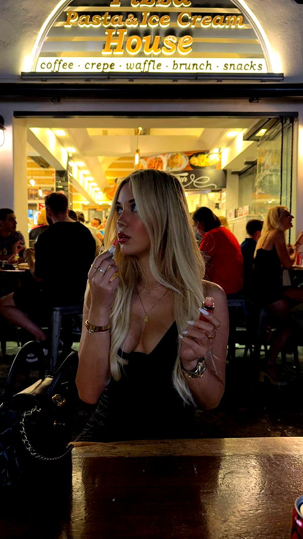 samantrasunny image ~ Altpins