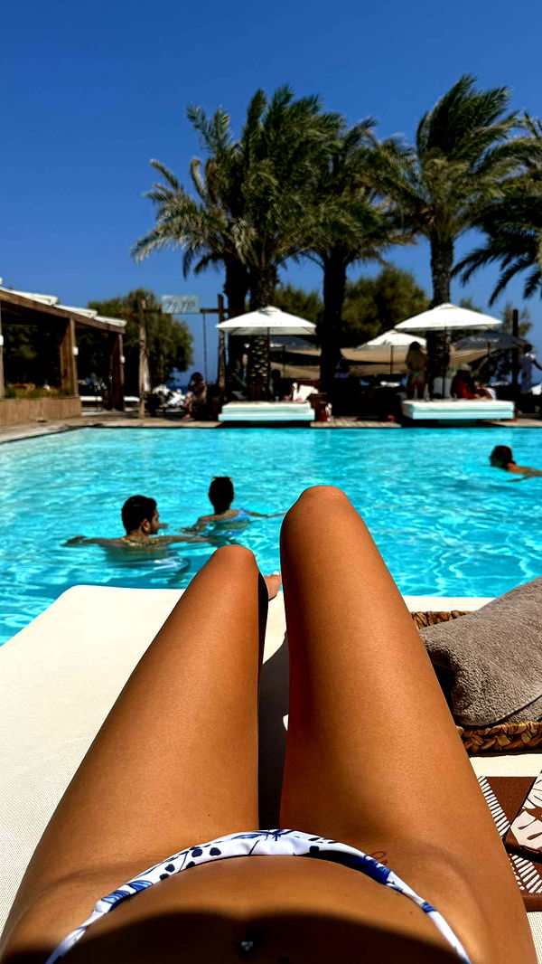 samantrasunny image ~ Altpins