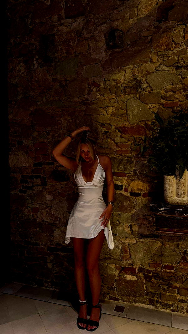 samantrasunny image ~ Altpins