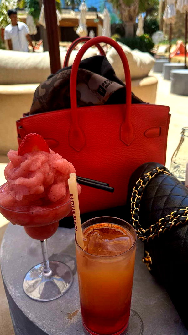 samantrasunny image ~ Altpins