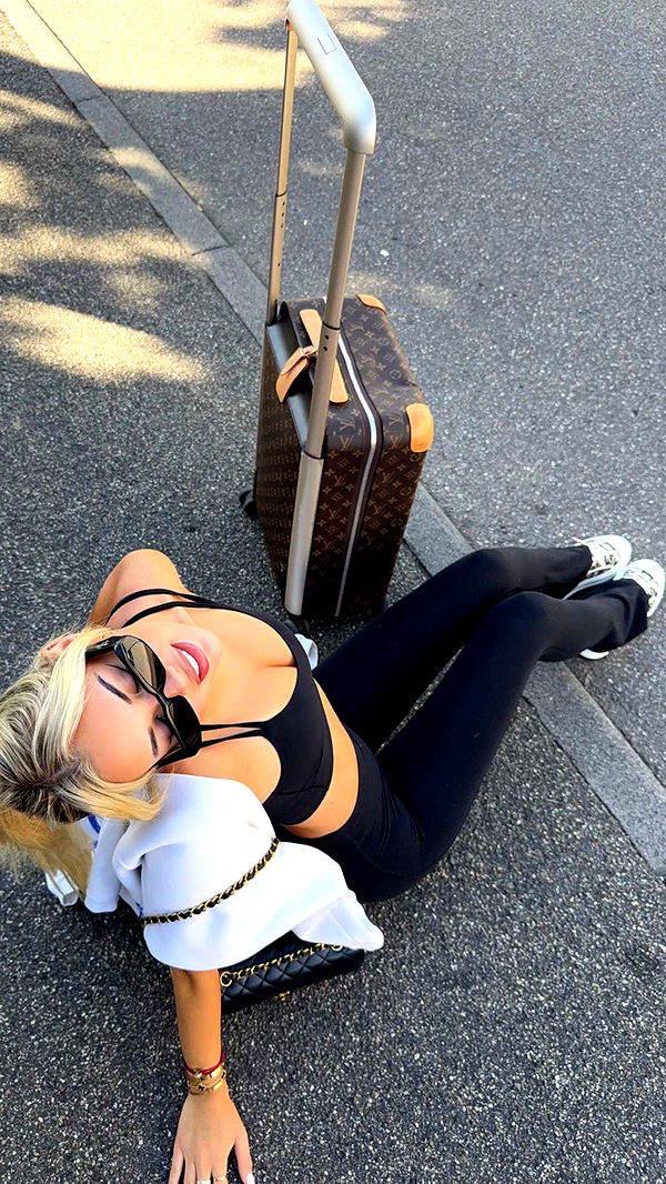 samantrasunny image ~ Altpins