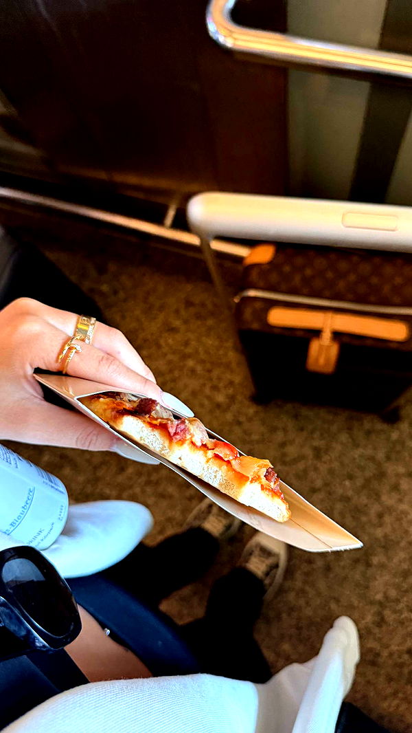 samantrasunny image ~ Altpins