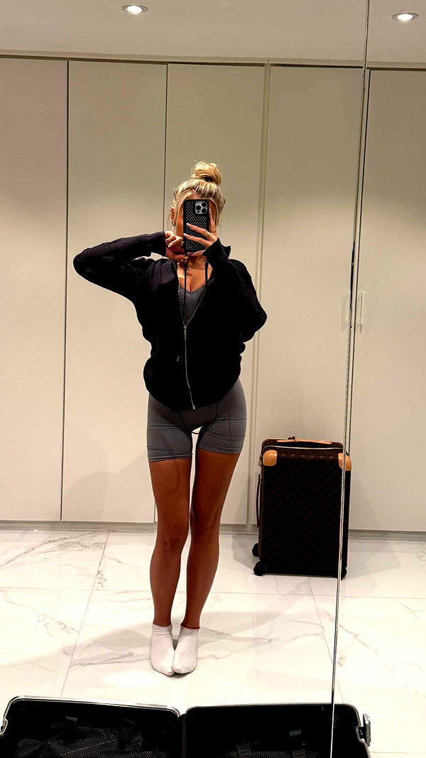 samantrasunny image ~ Altpins