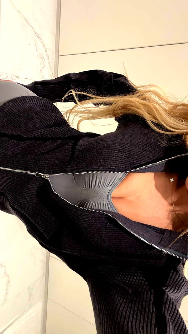 samantrasunny image ~ Altpins