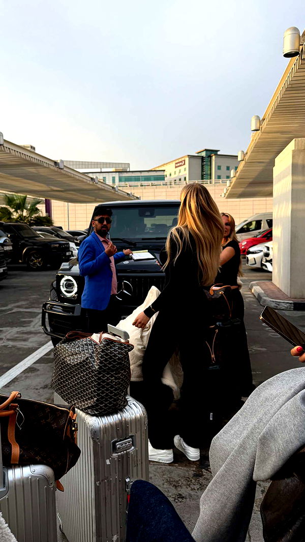 samantrasunny image ~ Altpins