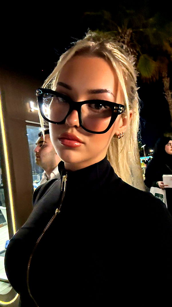 samantrasunny image ~ Altpins