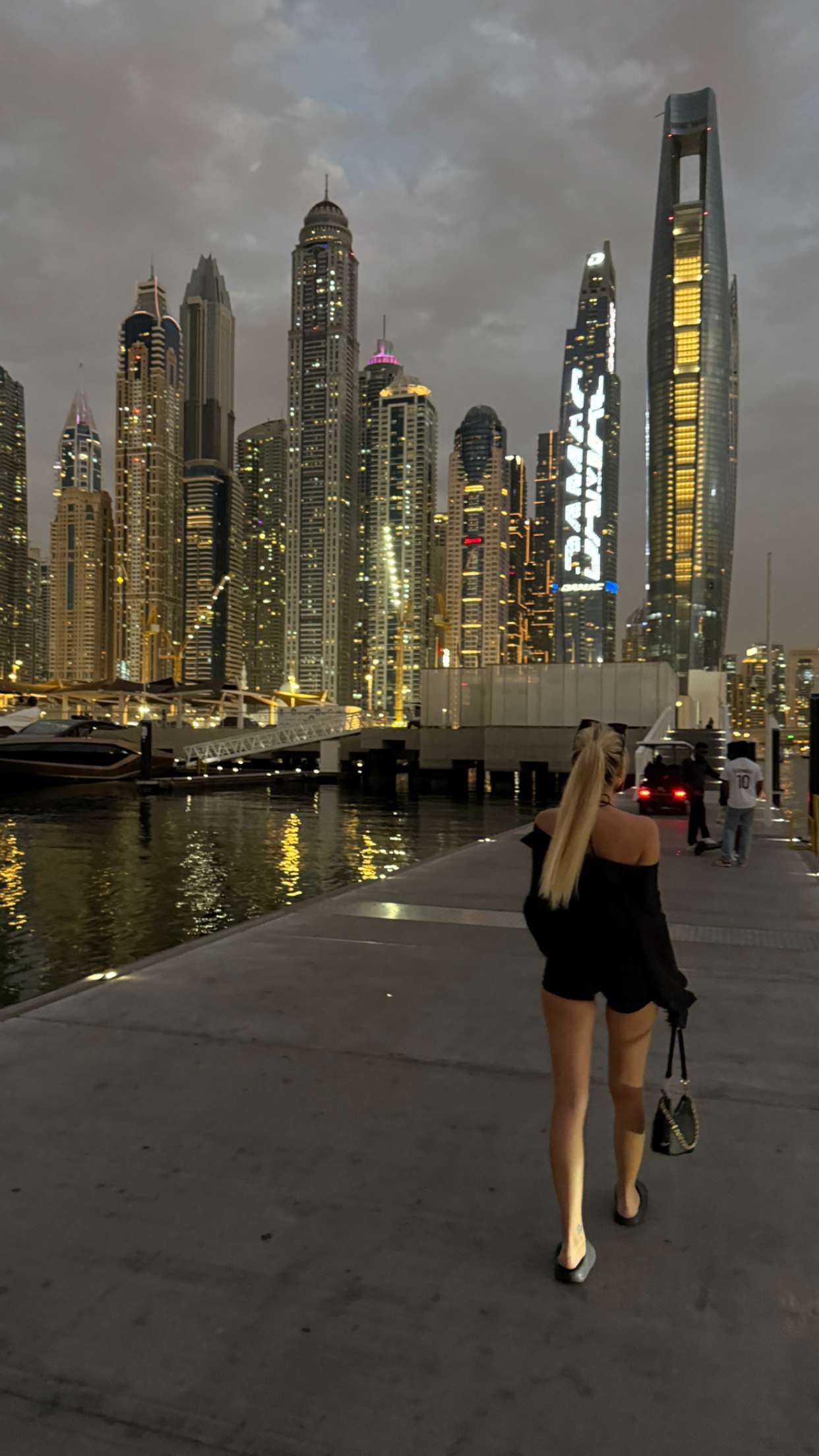 samantrasunny snapchat image archive image