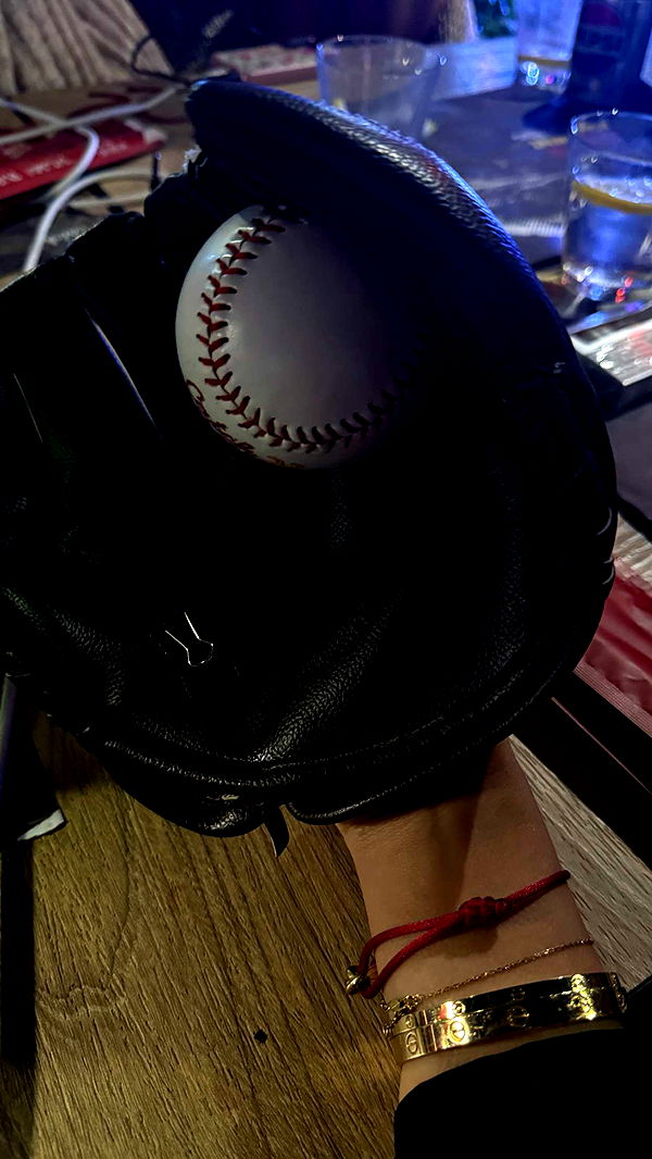 samantrasunny image ~ Altpins