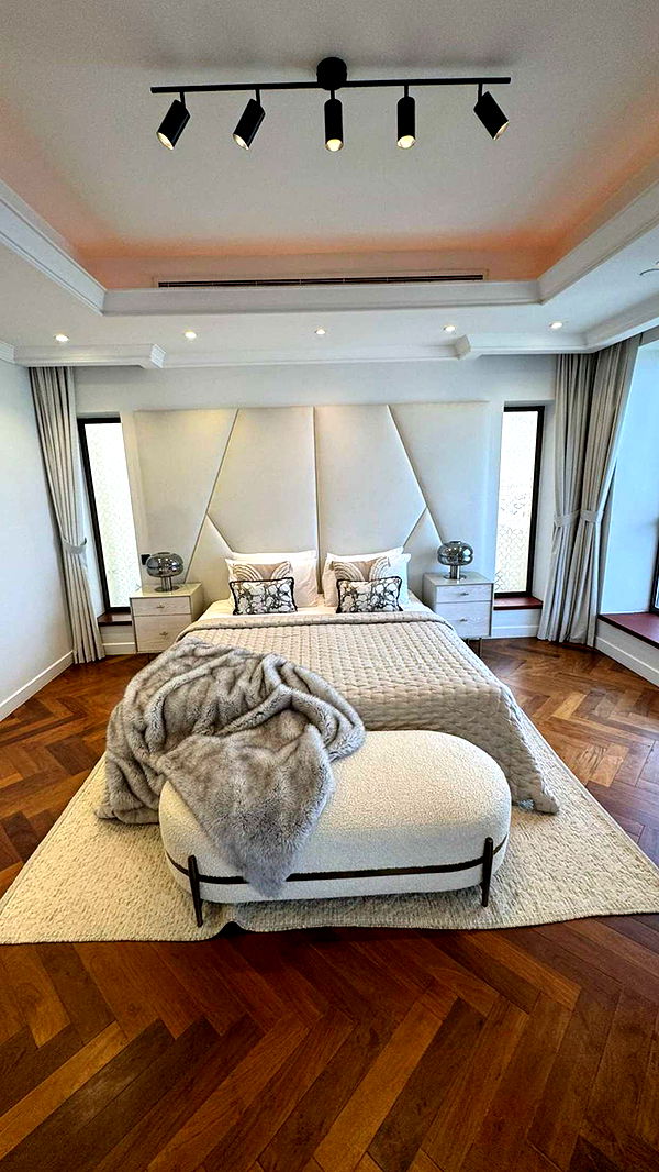 samantrasunny image ~ Altpins