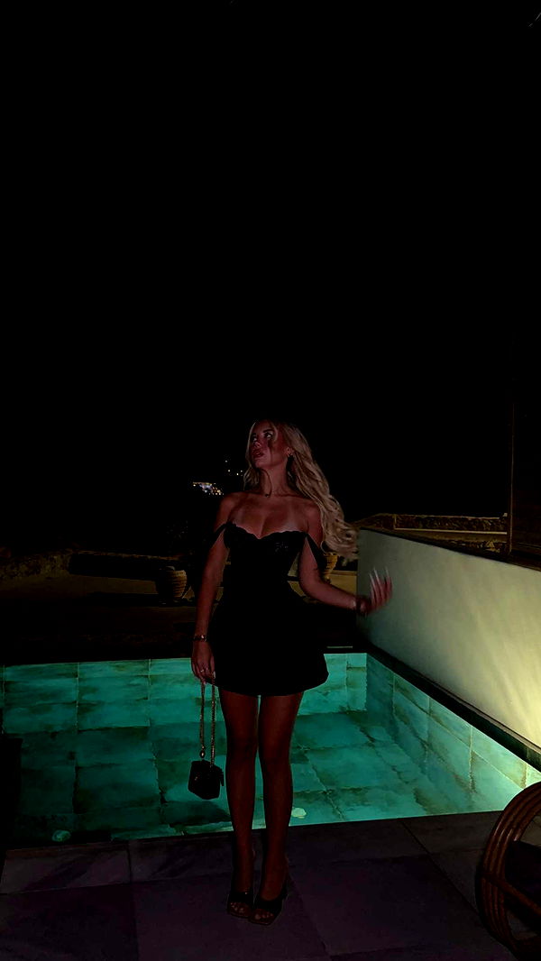 samantrasunny image ~ Altpins