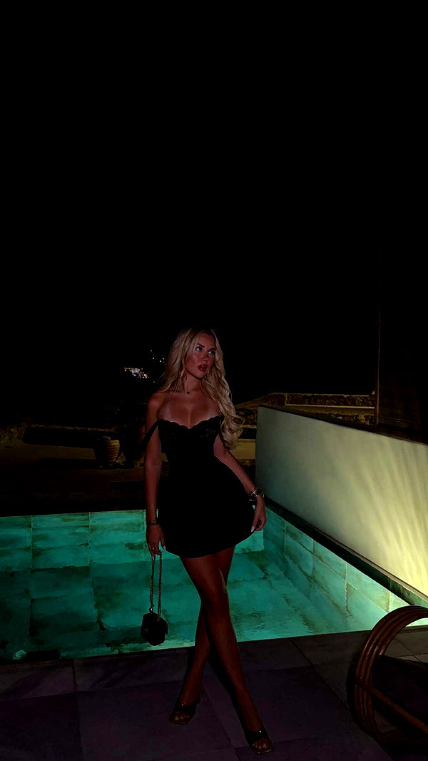 samantrasunny image ~ Altpins