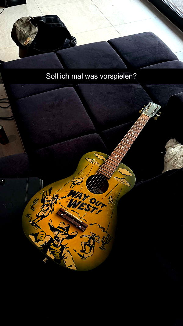 samantrasunny image ~ Altpins