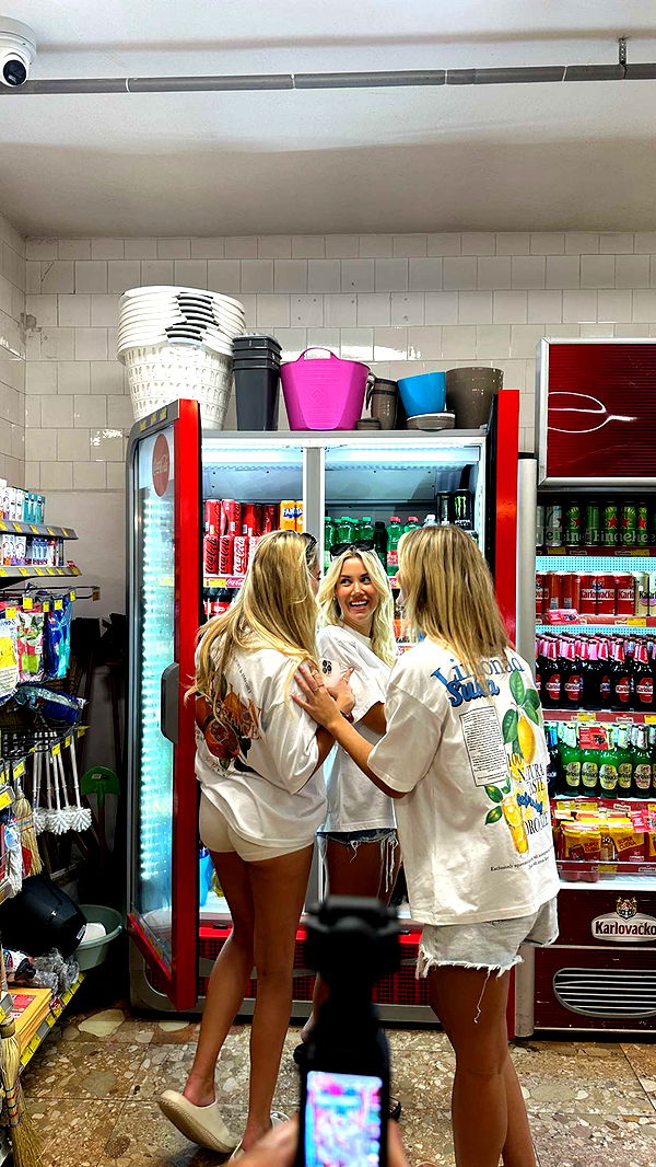 samantrasunny image ~ Altpins