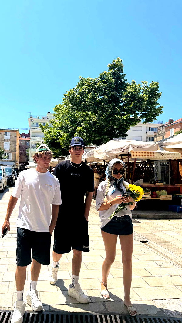 samantrasunny image ~ Altpins