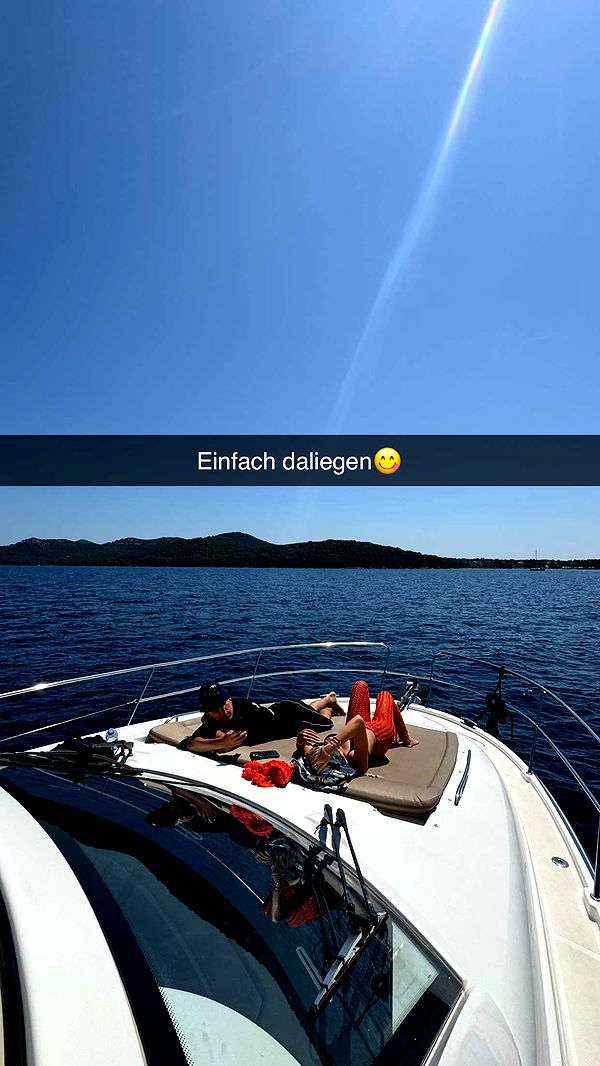 samantrasunny image ~ Altpins