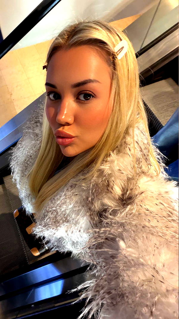 samantrasunny image ~ Altpins