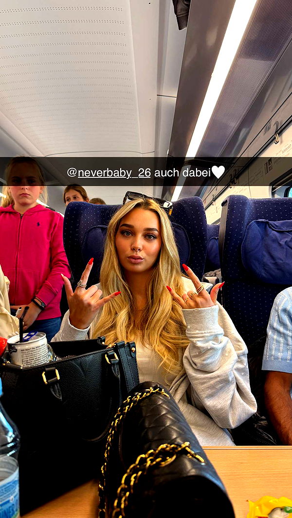 samantrasunny image ~ Altpins