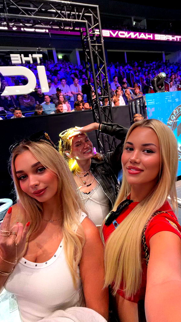 samantrasunny image ~ Altpins