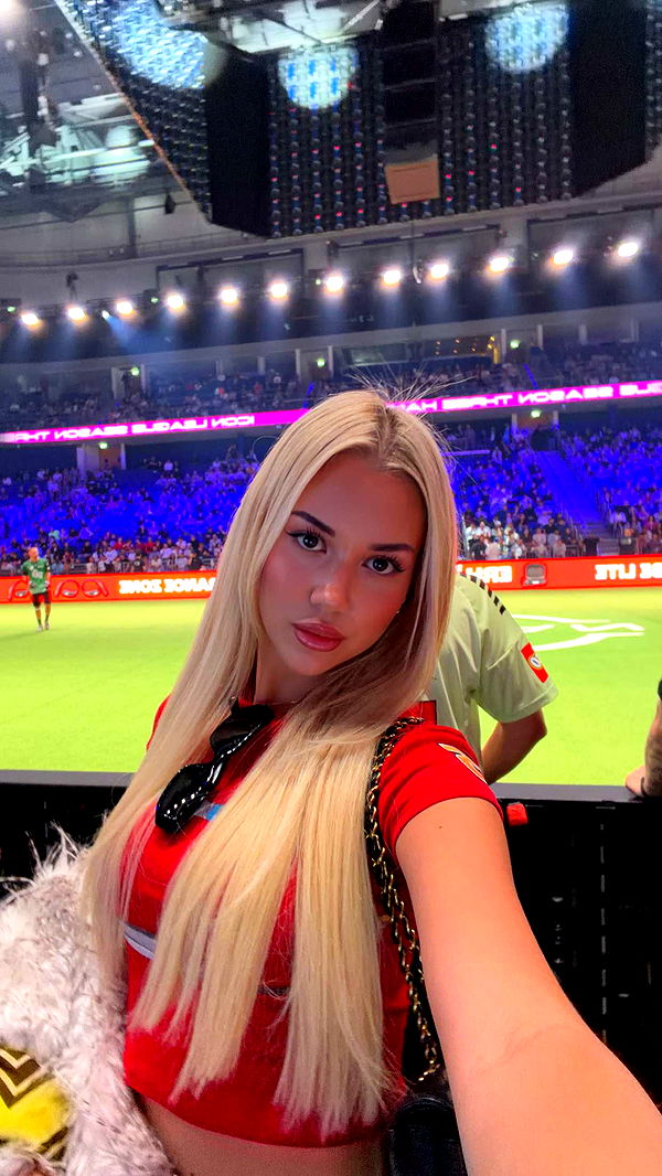 samantrasunny image ~ Altpins