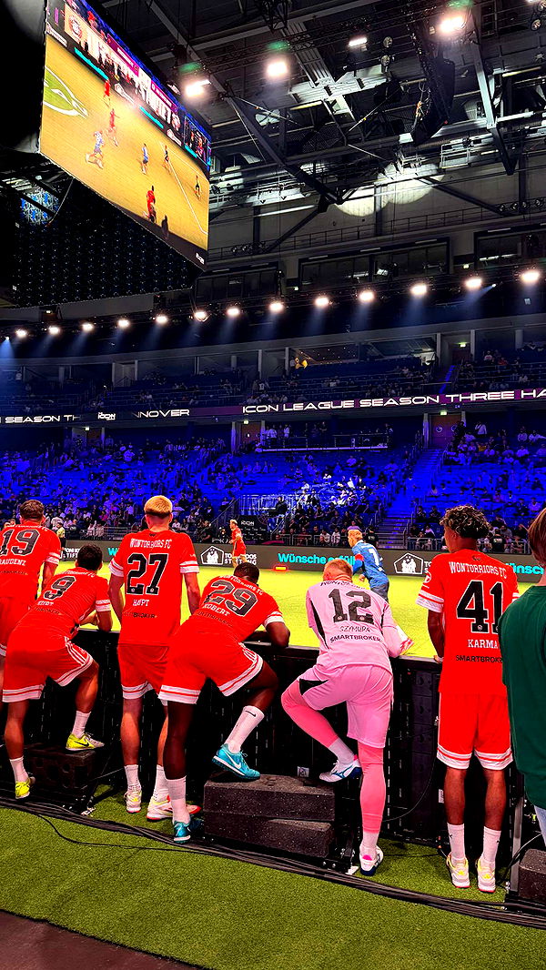 samantrasunny image ~ Altpins