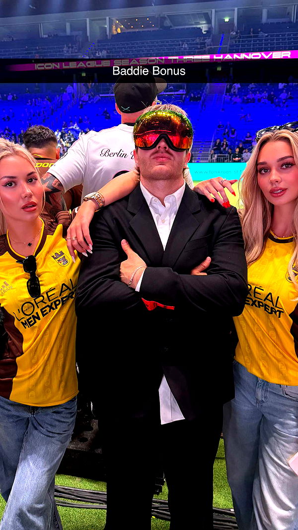 samantrasunny image ~ Altpins