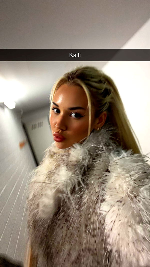 samantrasunny image ~ Altpins