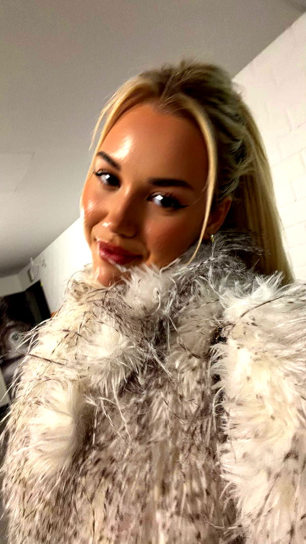 samantrasunny image ~ Altpins