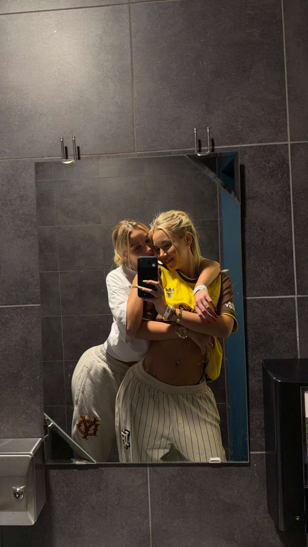 samantrasunny snapchat image archive image