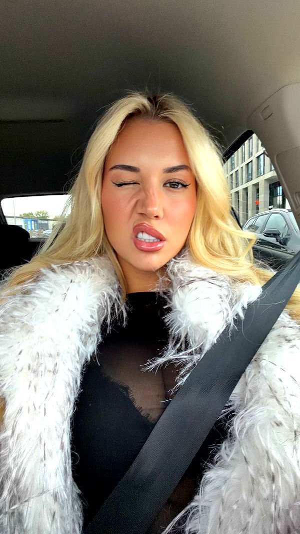 samantrasunny image ~ Altpins