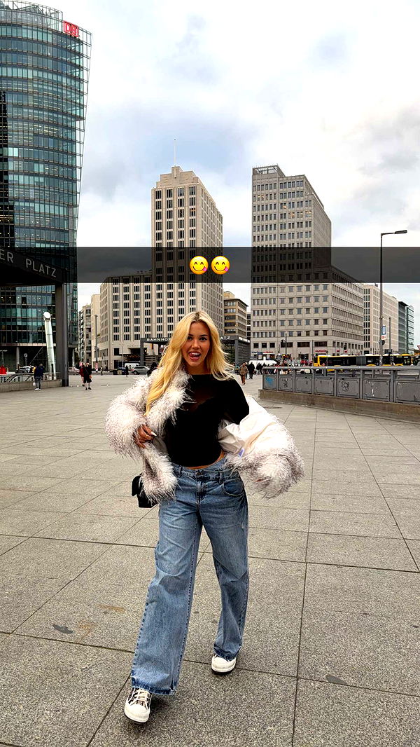 samantrasunny image ~ Altpins