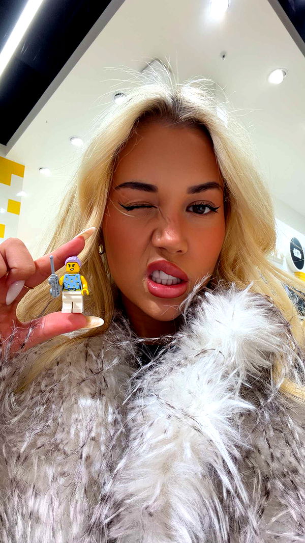 samantrasunny image ~ Altpins