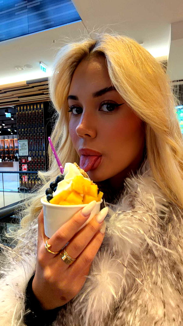 samantrasunny image ~ Altpins