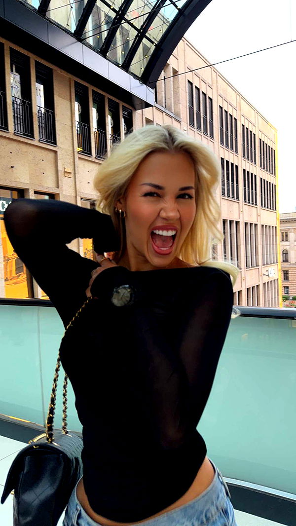 samantrasunny image ~ Altpins