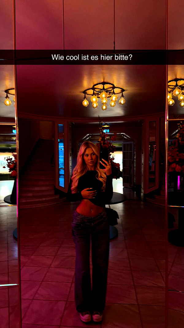 samantrasunny image ~ Altpins