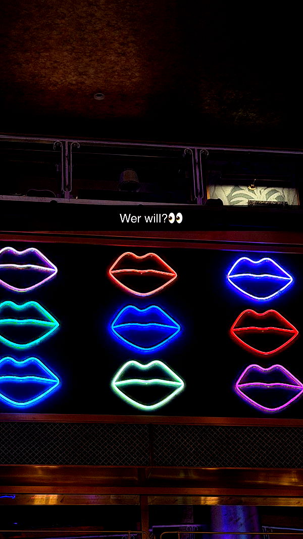 samantrasunny image ~ Altpins