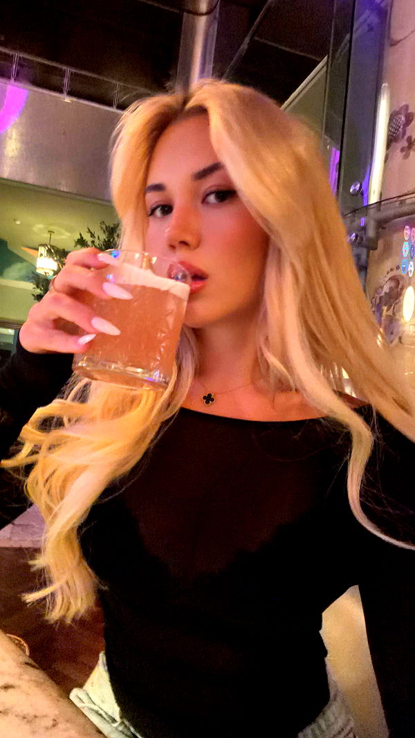 samantrasunny image ~ Altpins